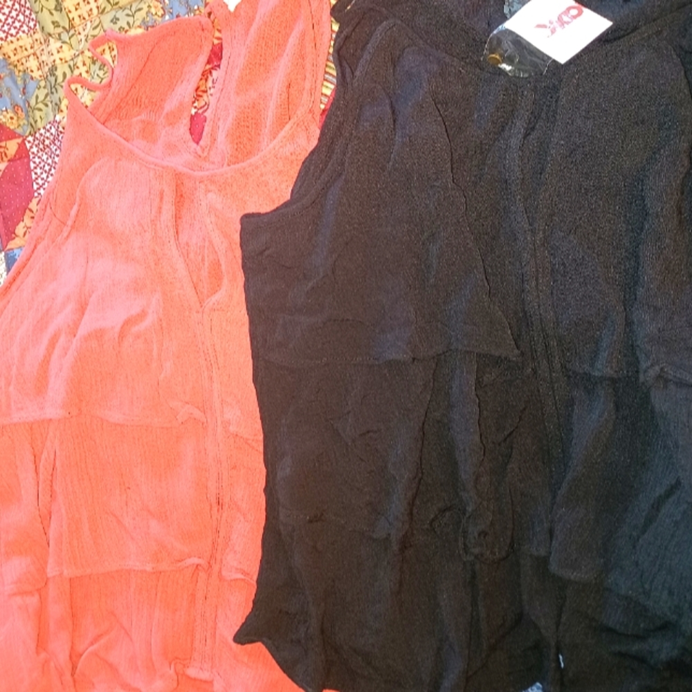 BCNU xs black and peach flare tank tops    SET $20